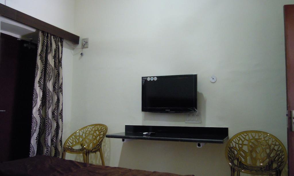 Hotel Grand Barrack Khandwa Δωμάτιο φωτογραφία
